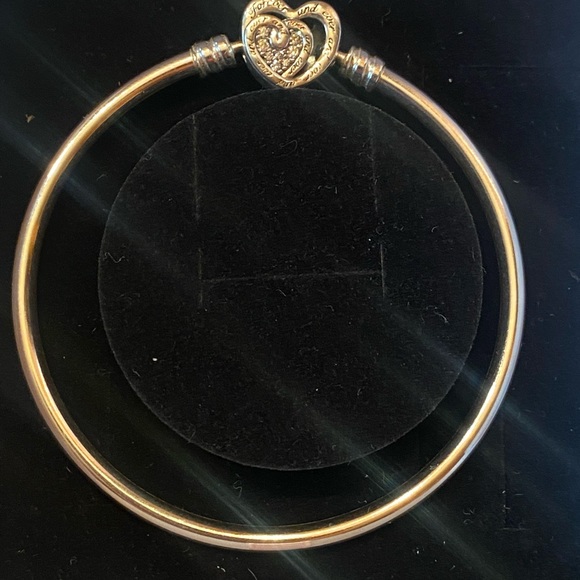 Womens Pandora bangle bracelet - Picture 4 of 4